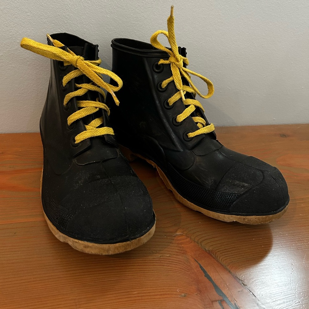 Bata steel shank safety boots